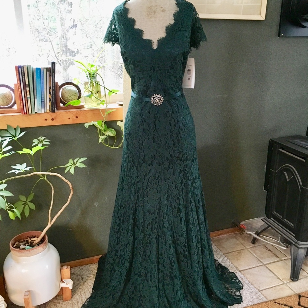NWT Theia couture gala gown
